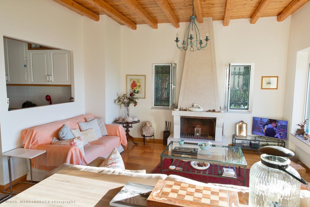 Villa Mos Kalamata Luaran gambar